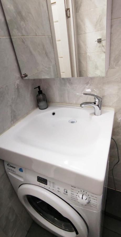 Flat in the city center Odesa Exterior foto